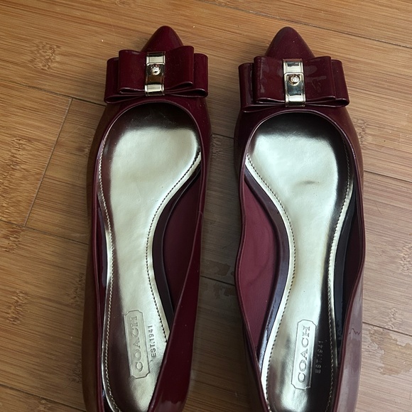 NEW Coach Wendy Patent Leather pointy flat Women's Bow Tie shoes size 6.5 in box - Picture 1 of 6